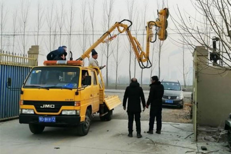車(chē)載邊坡修剪機(jī)