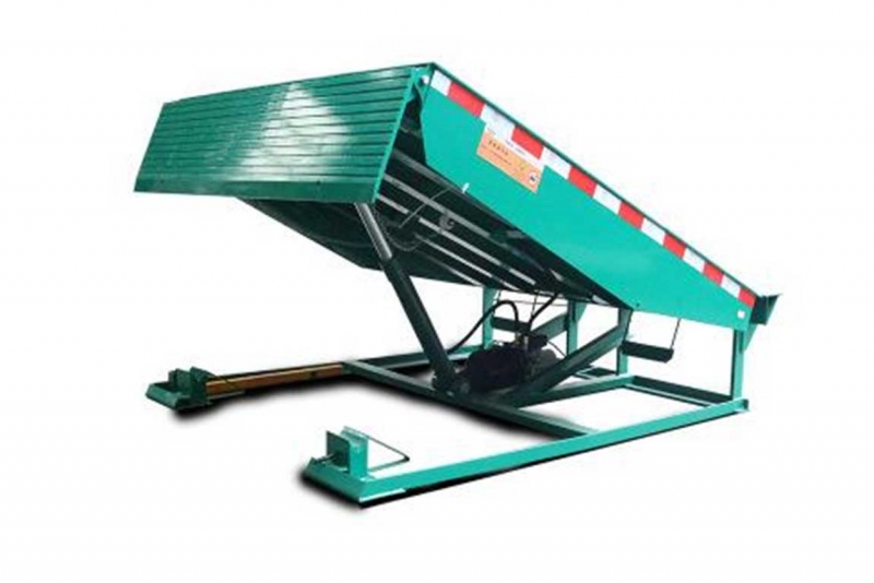 液壓式登車(chē)橋